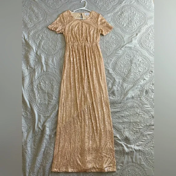 green emerald velvet dress Champagne Glitter Top Maternity Tulle Maxi Dress main image 0